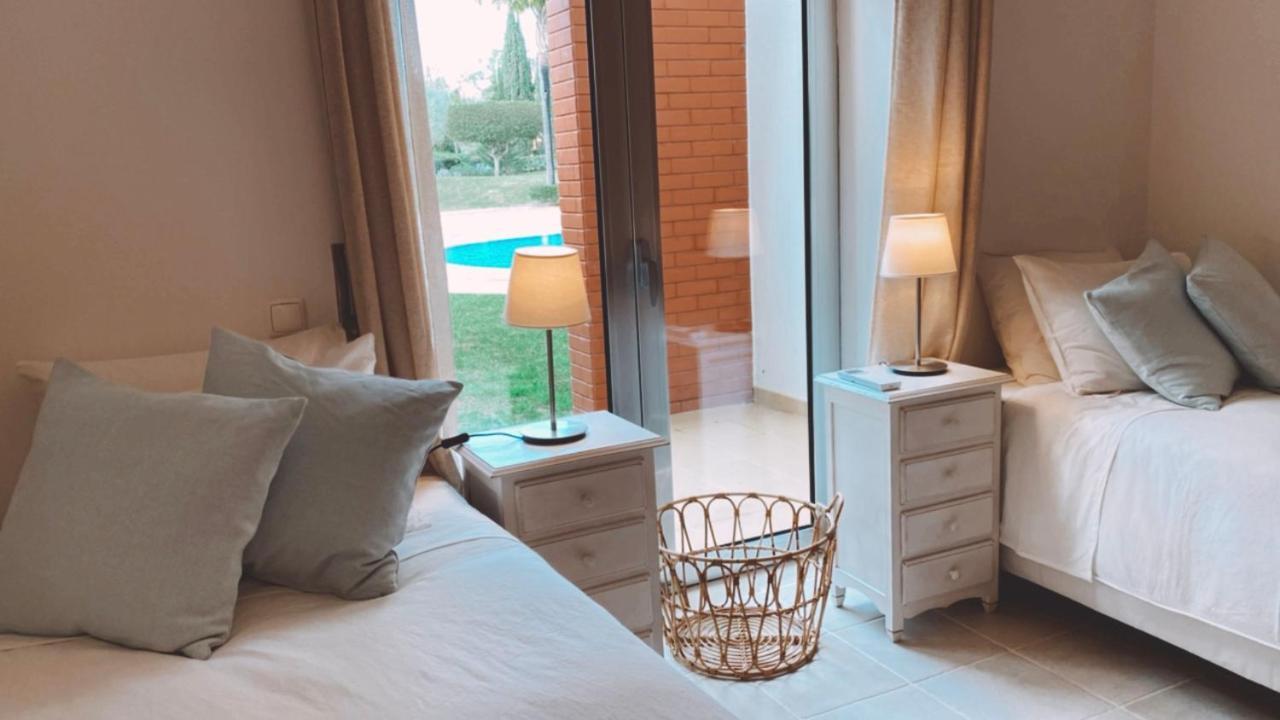 The Palm At The Palm Village 2 Bedrooms Apartment Виламура Экстерьер фото